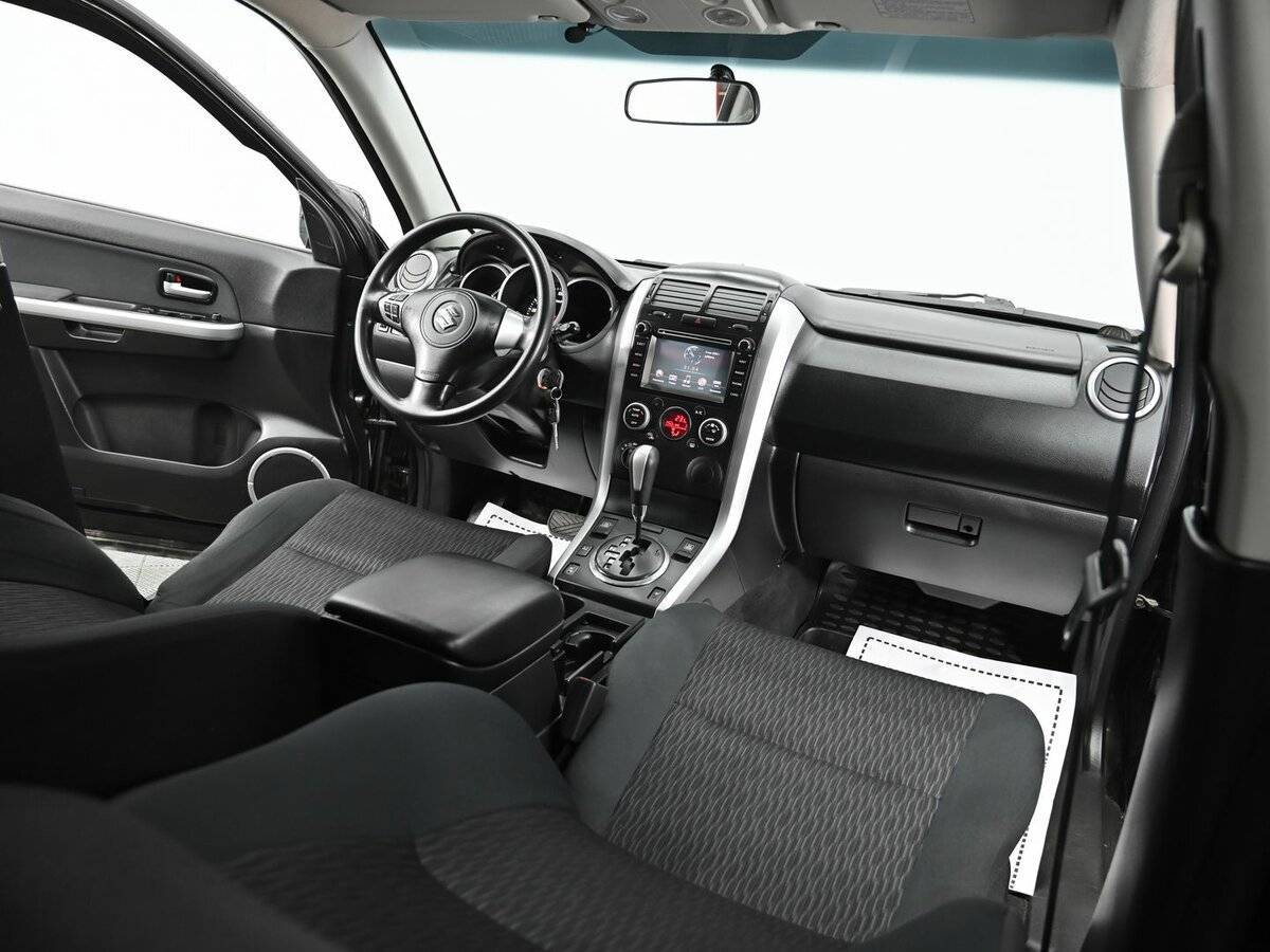 Купить Suzuki Grand Vitara с пробегом. Фото: #11