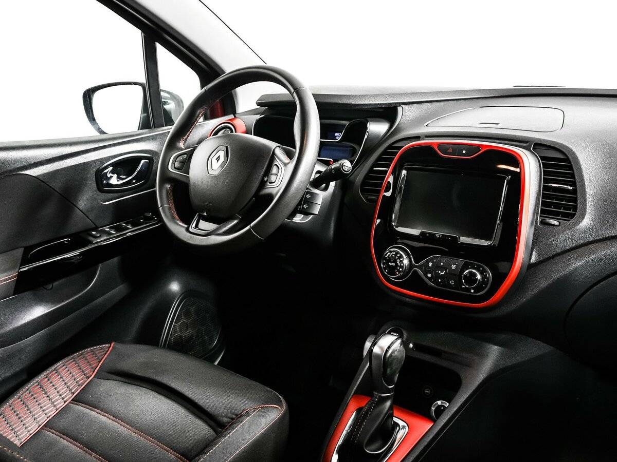 Купить Renault Kaptur с пробегом. Фото: #8