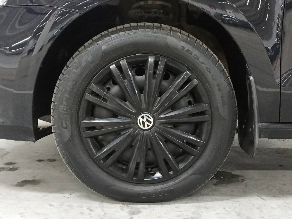 Купить Volkswagen Polo с пробегом. Фото: #17