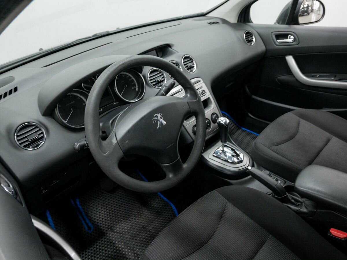 Купить Peugeot 408 с пробегом. Фото: #12