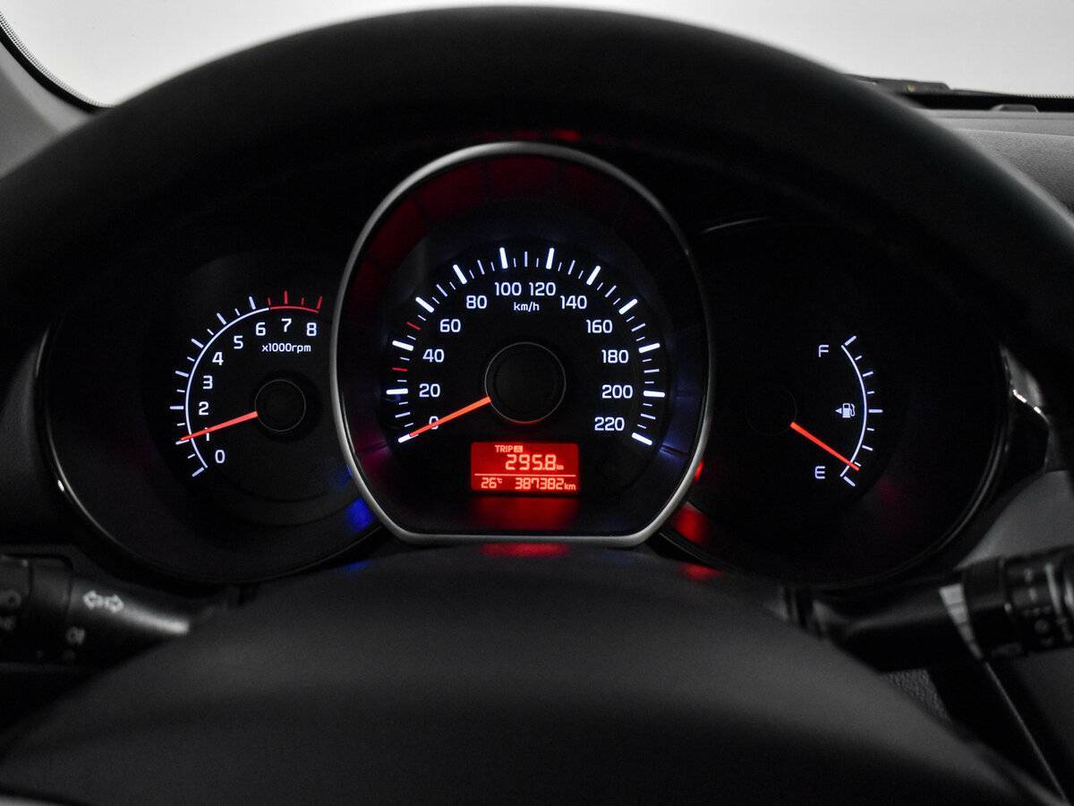 Купить Kia Rio с пробегом. Фото: #16