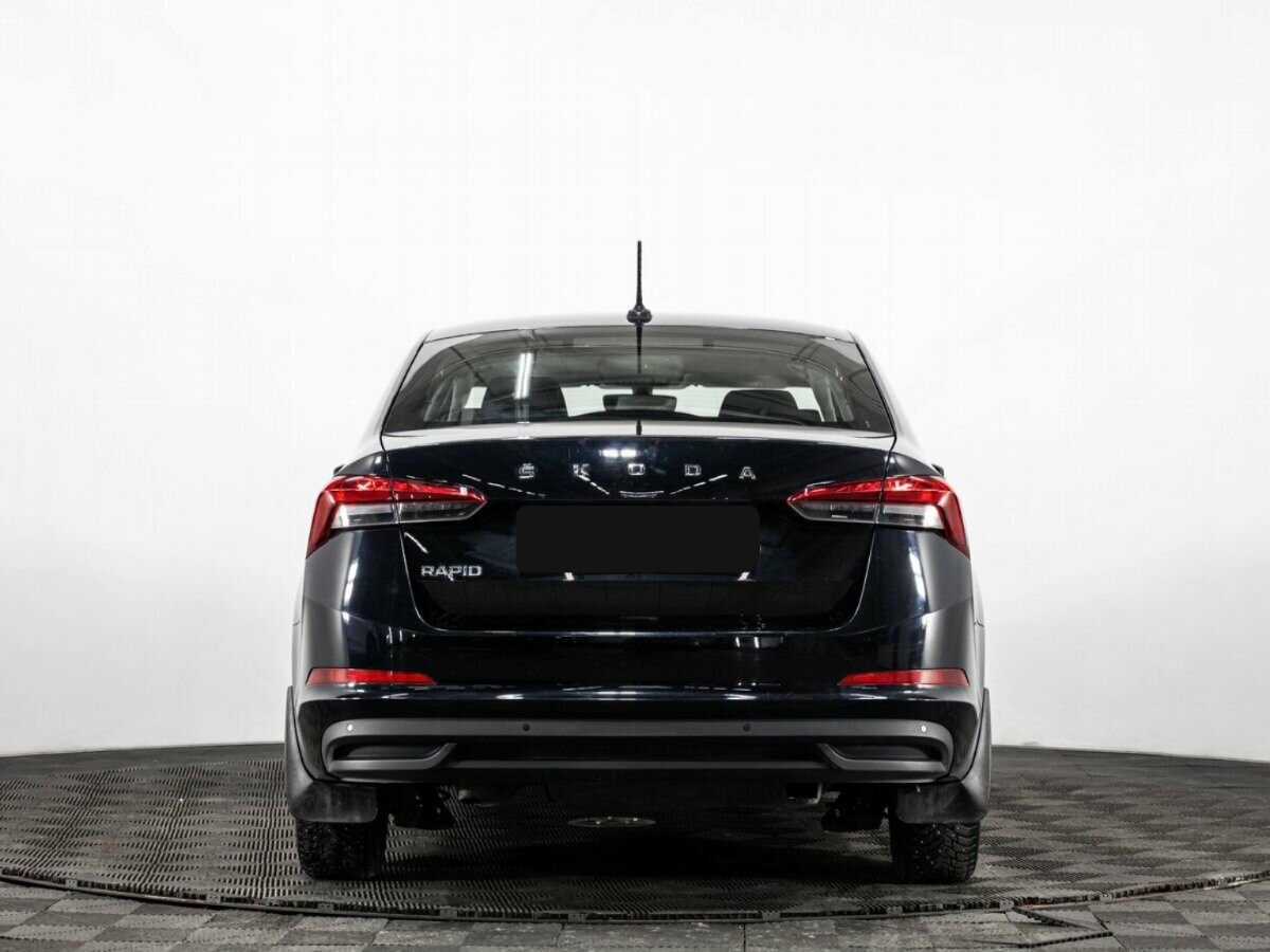 Купить Skoda Rapid с пробегом. Фото: #4