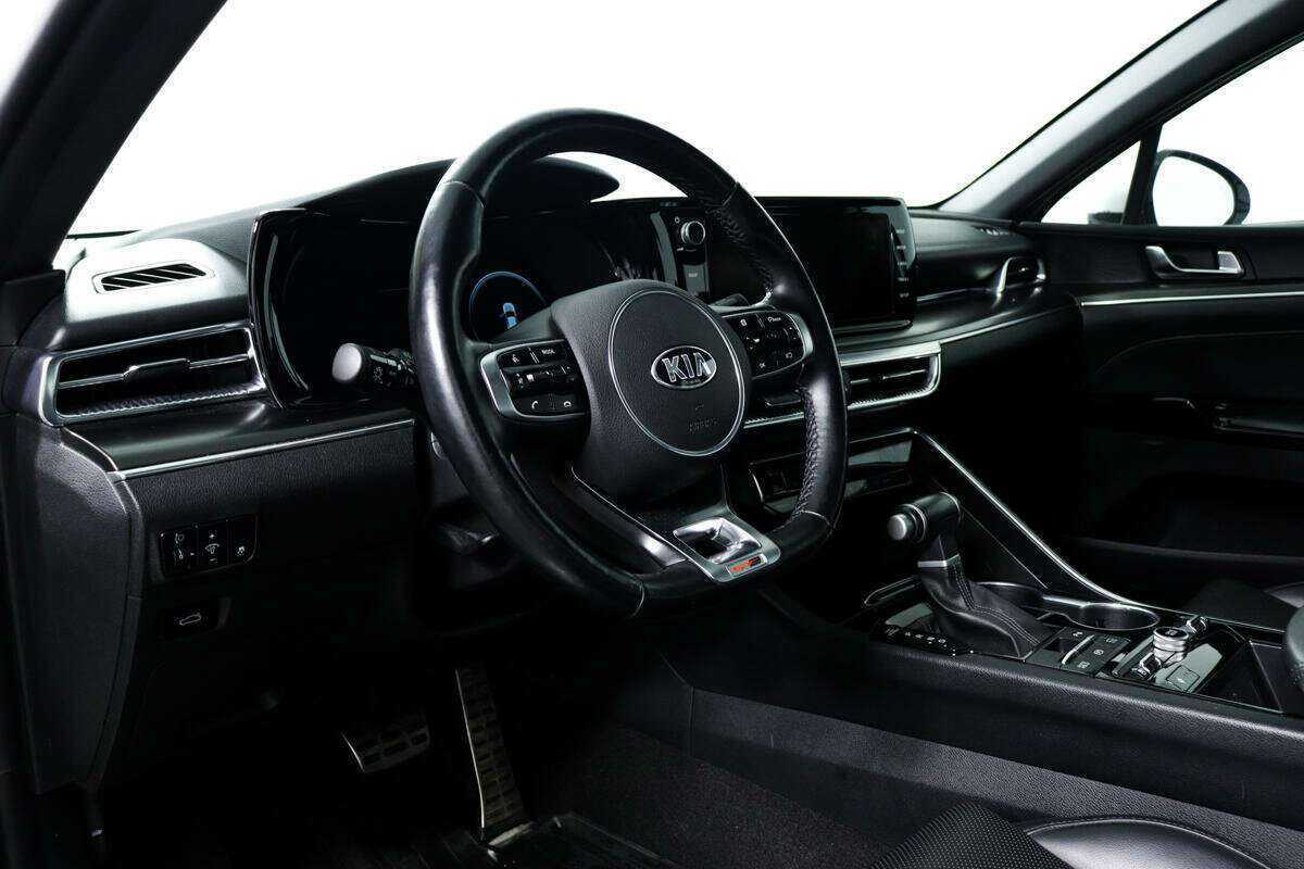 Купить Kia K5 с пробегом. Фото: #12