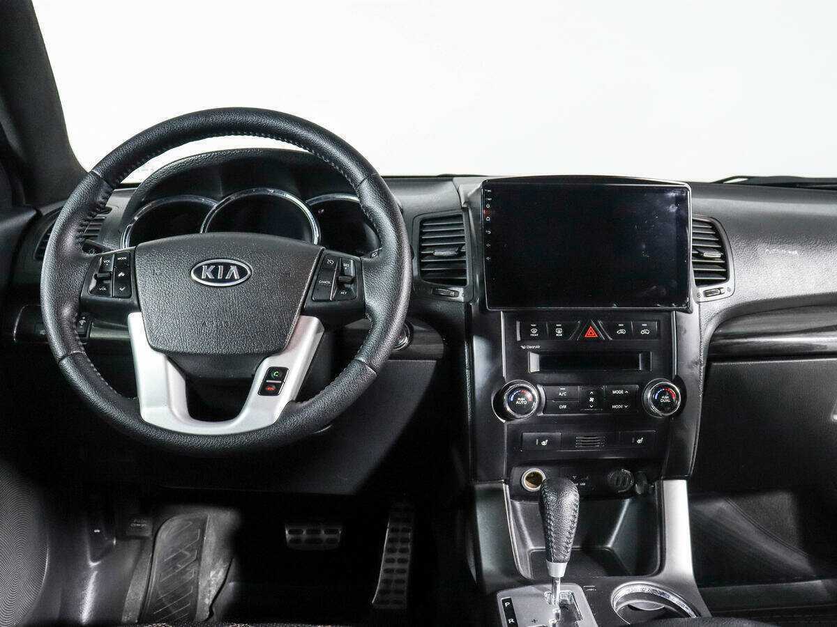 Купить Kia Sorento с пробегом. Фото: #10