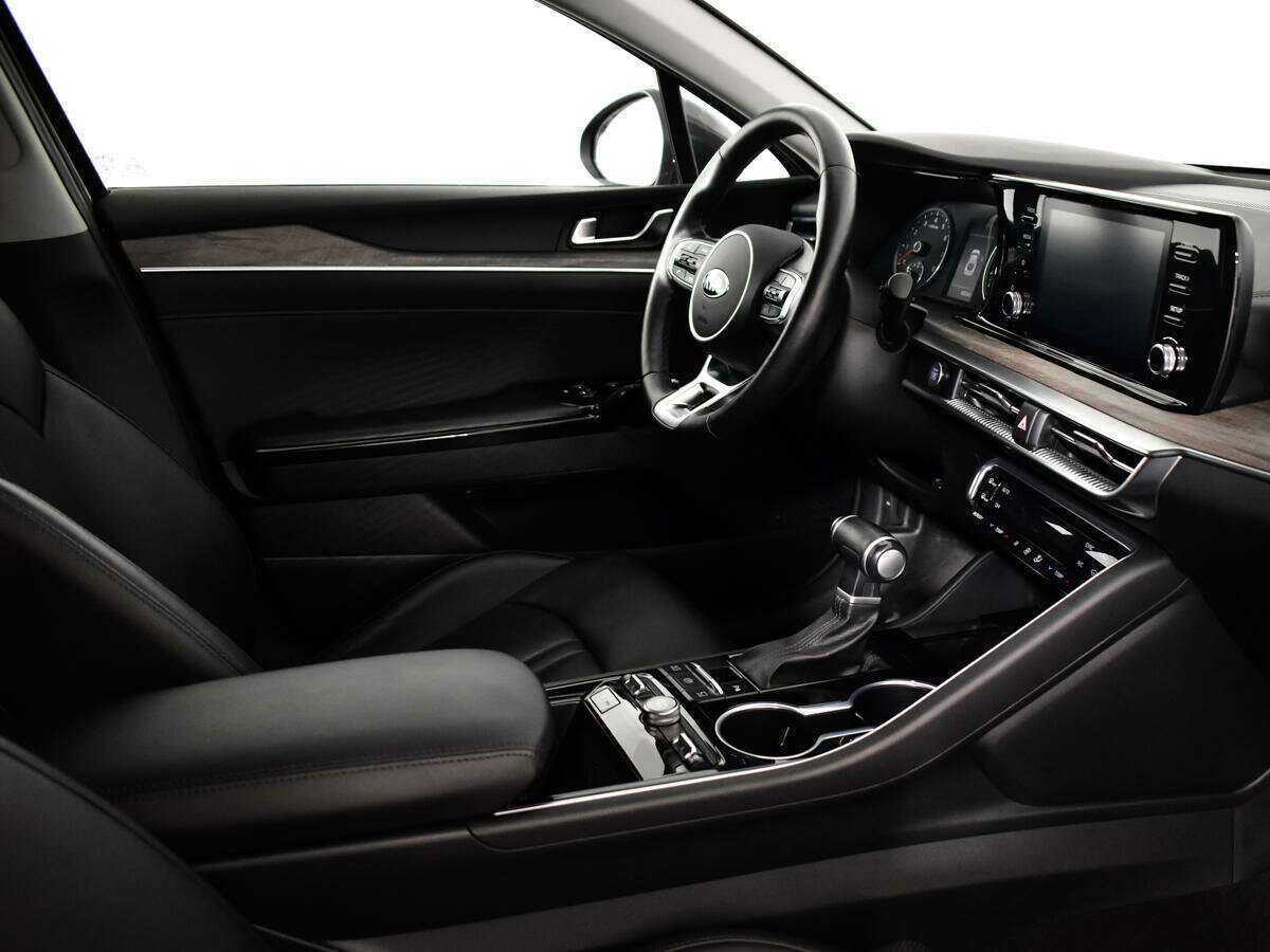 Купить Kia K5 с пробегом. Фото: #8