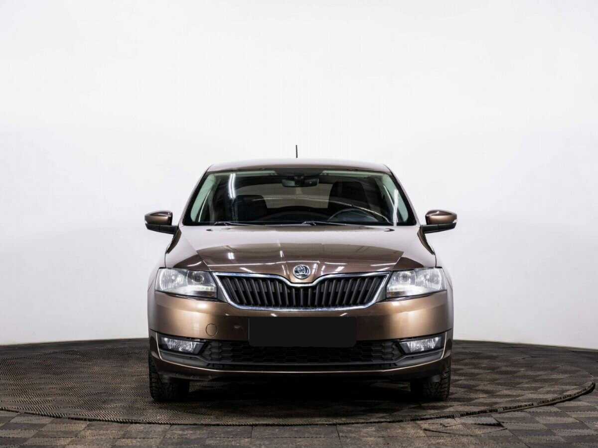 Купить Skoda Rapid с пробегом. Фото: #1