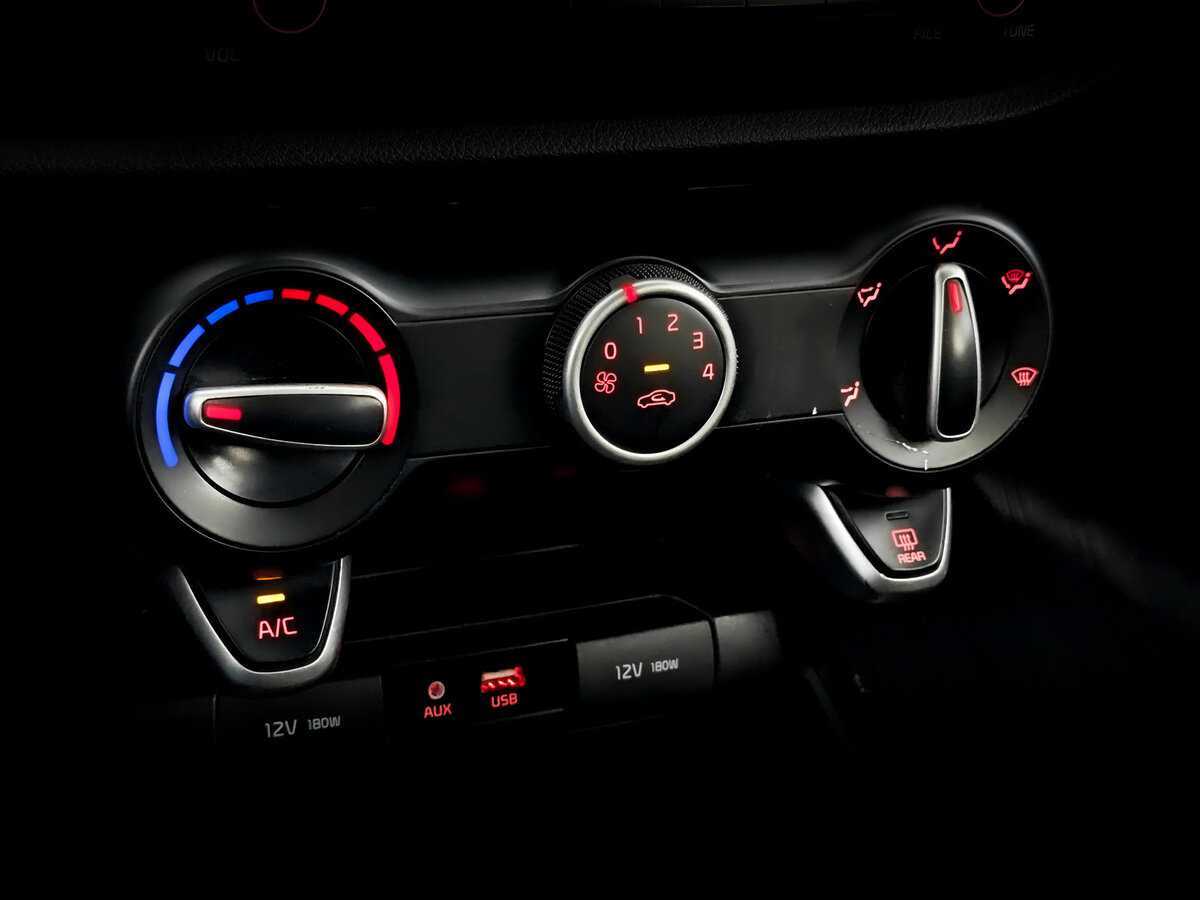 Купить Kia Rio с пробегом. Фото: #22