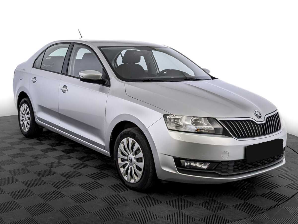 Купить Skoda Rapid с пробегом. Фото: #2