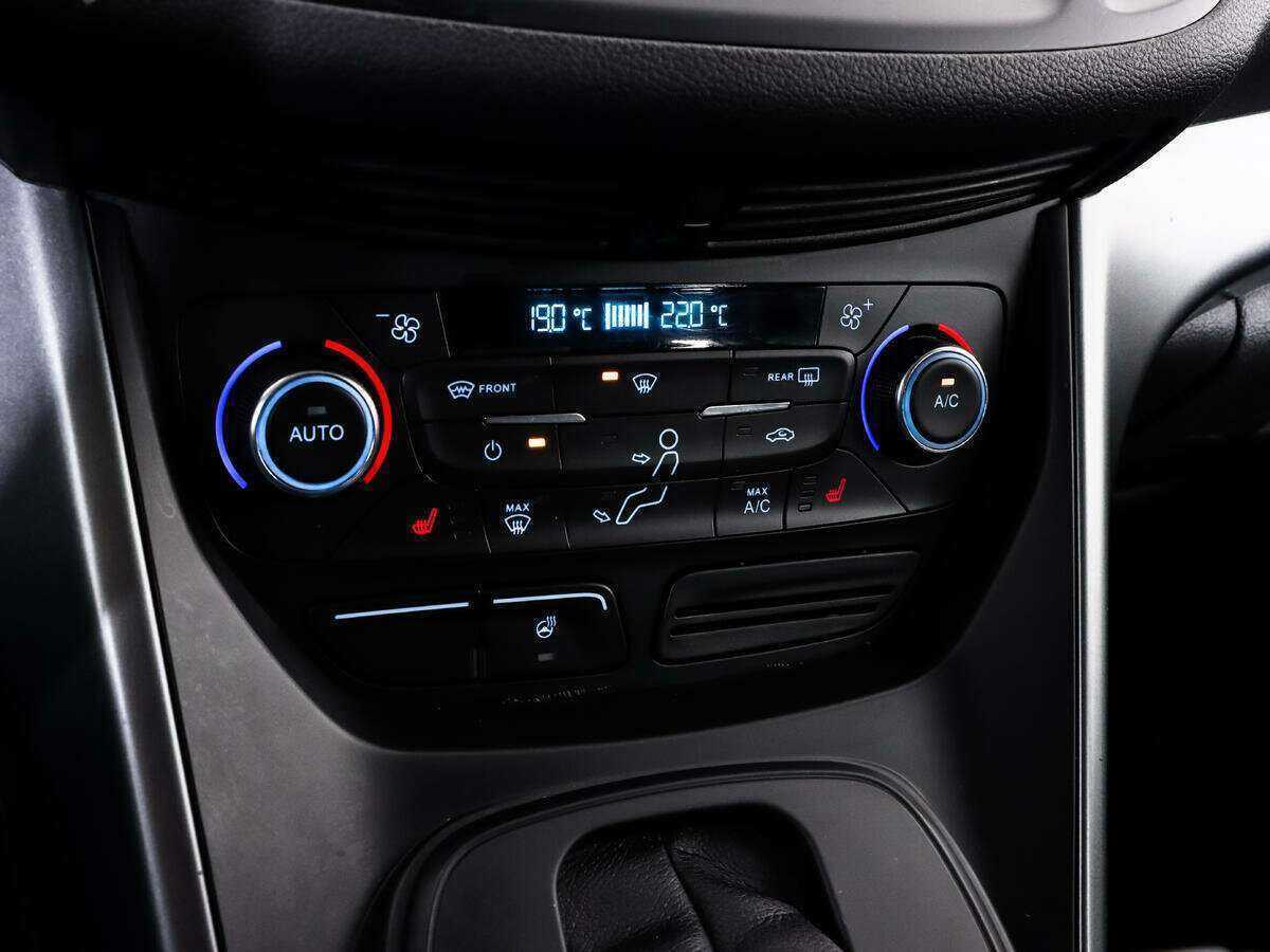 Купить Ford Kuga с пробегом. Фото: #11