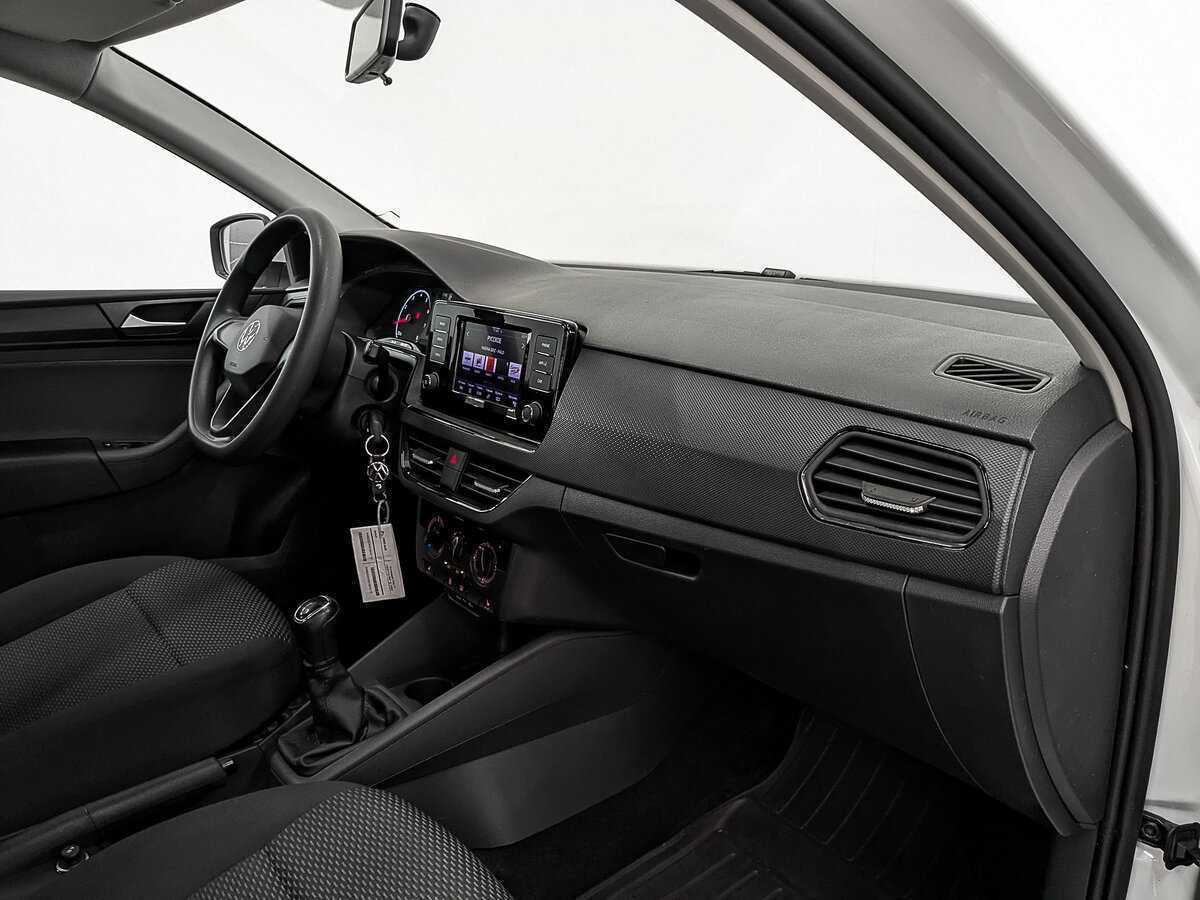 Купить Volkswagen Polo с пробегом. Фото: #12