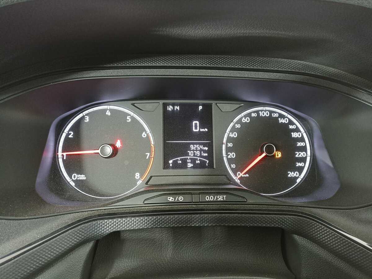 Купить Volkswagen Polo с пробегом. Фото: #12