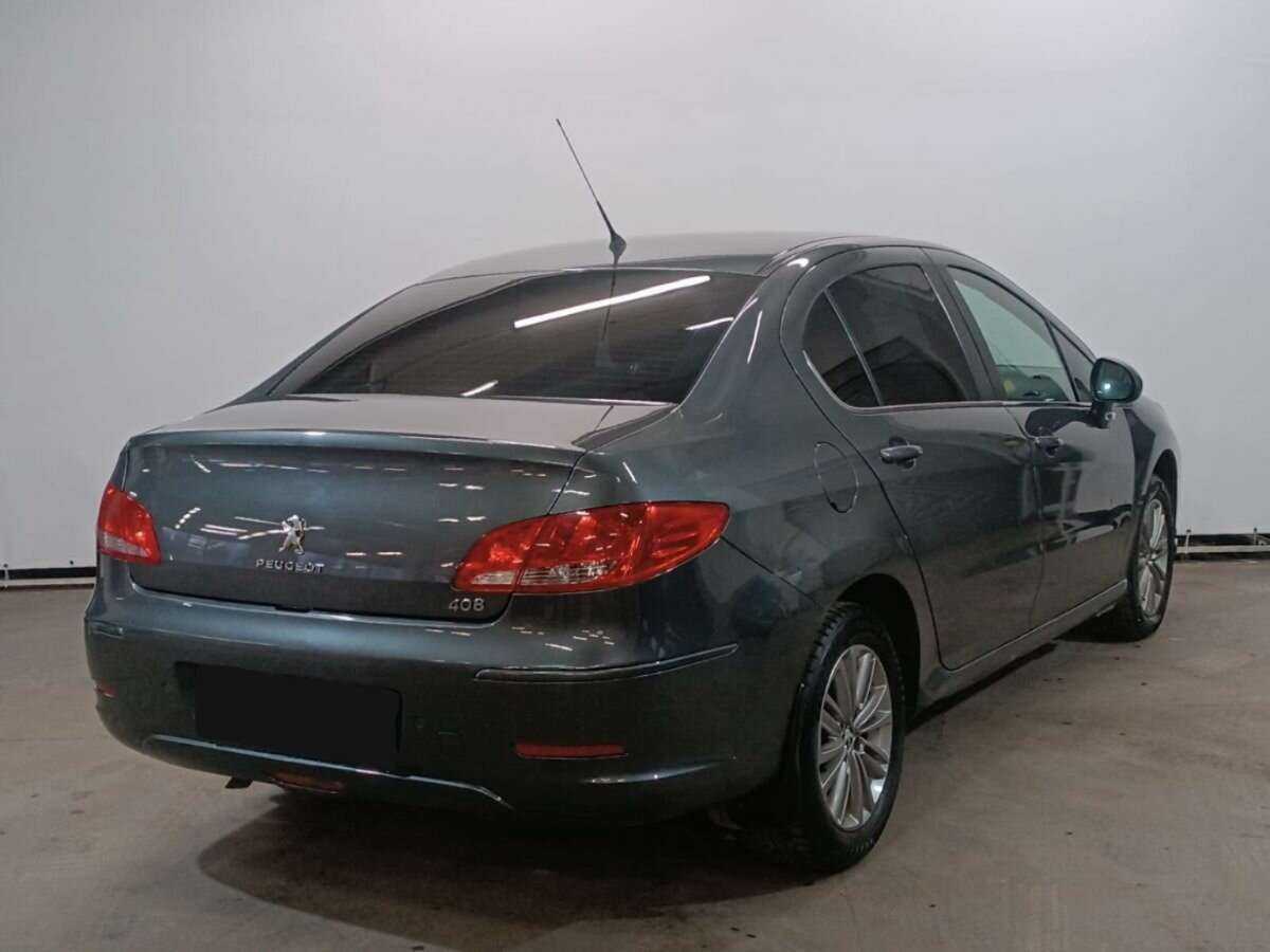 Купить Peugeot 408 с пробегом. Фото: #4