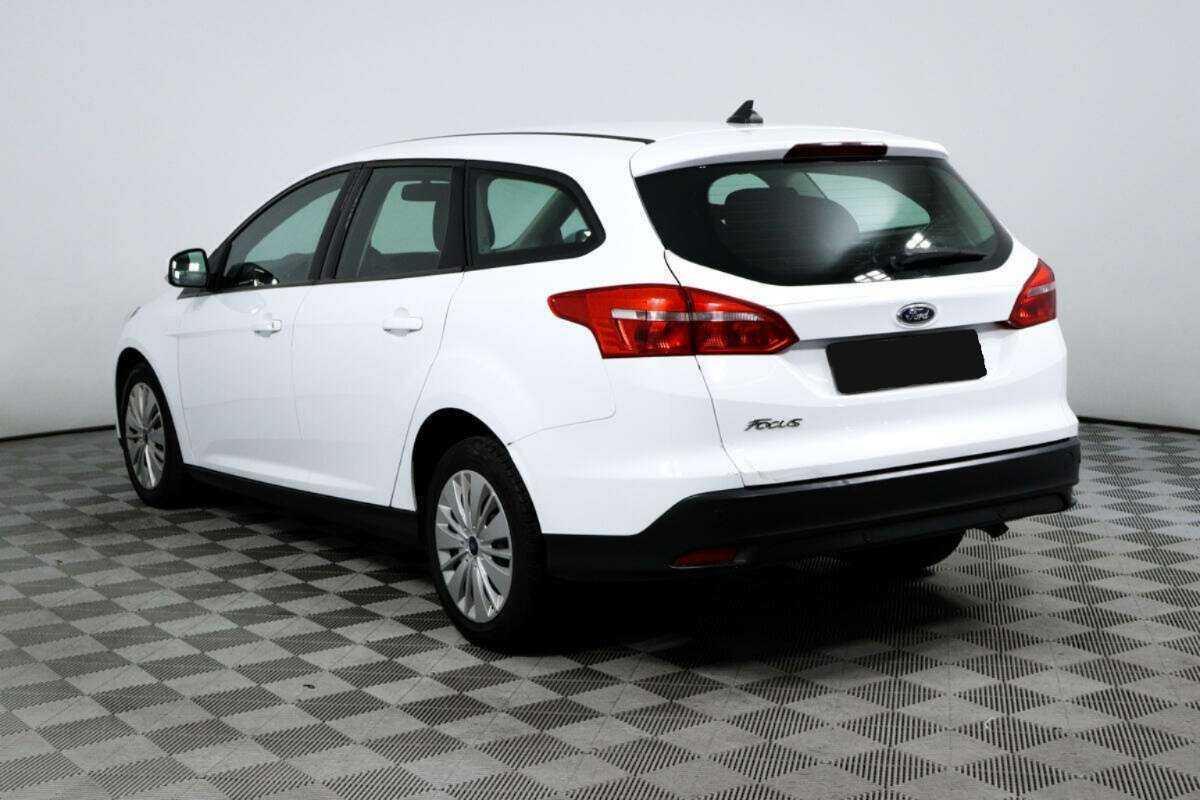 Купить Ford Focus с пробегом. Фото: #6