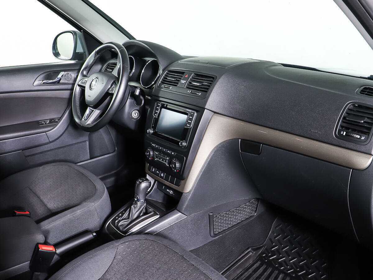 Купить Skoda Yeti с пробегом. Фото: #8