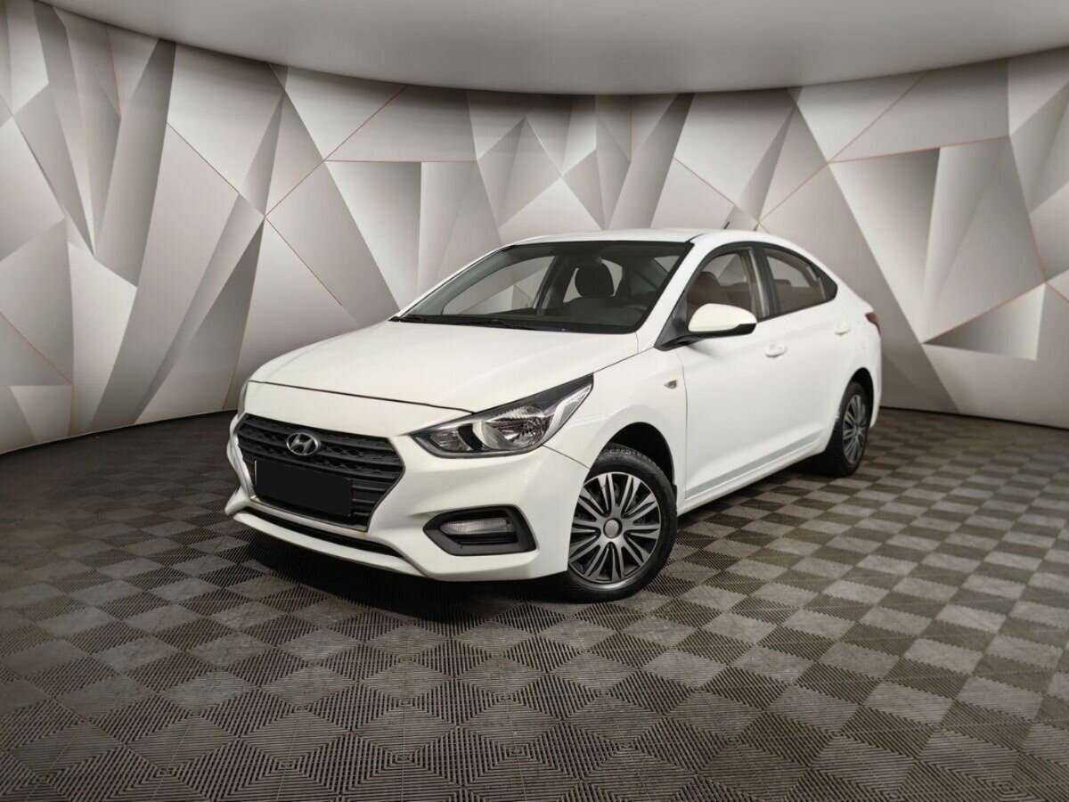 Купить Hyundai Solaris с пробегом. Посмотреть фото