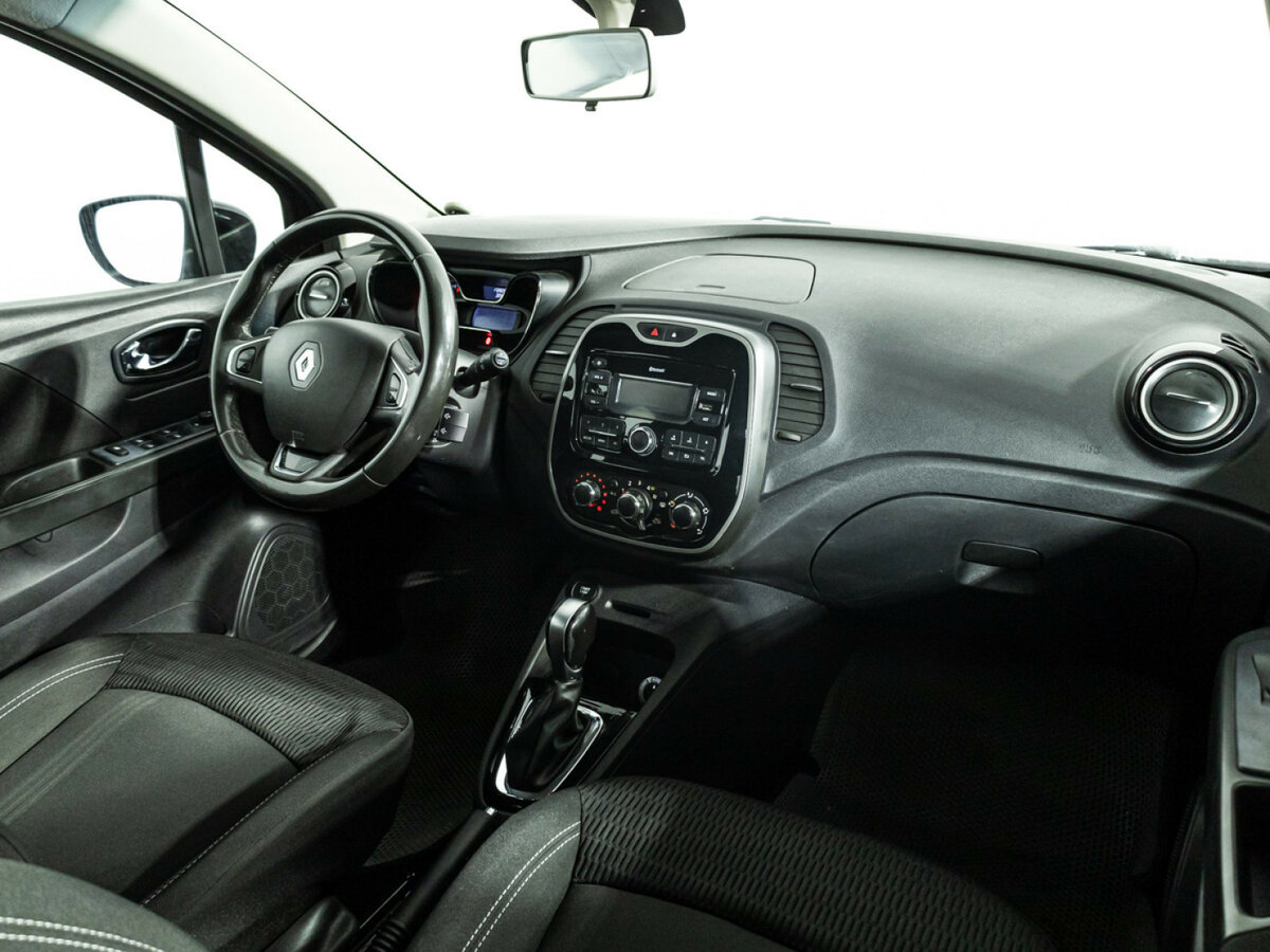 Купить Renault Kaptur с пробегом. Фото: #8