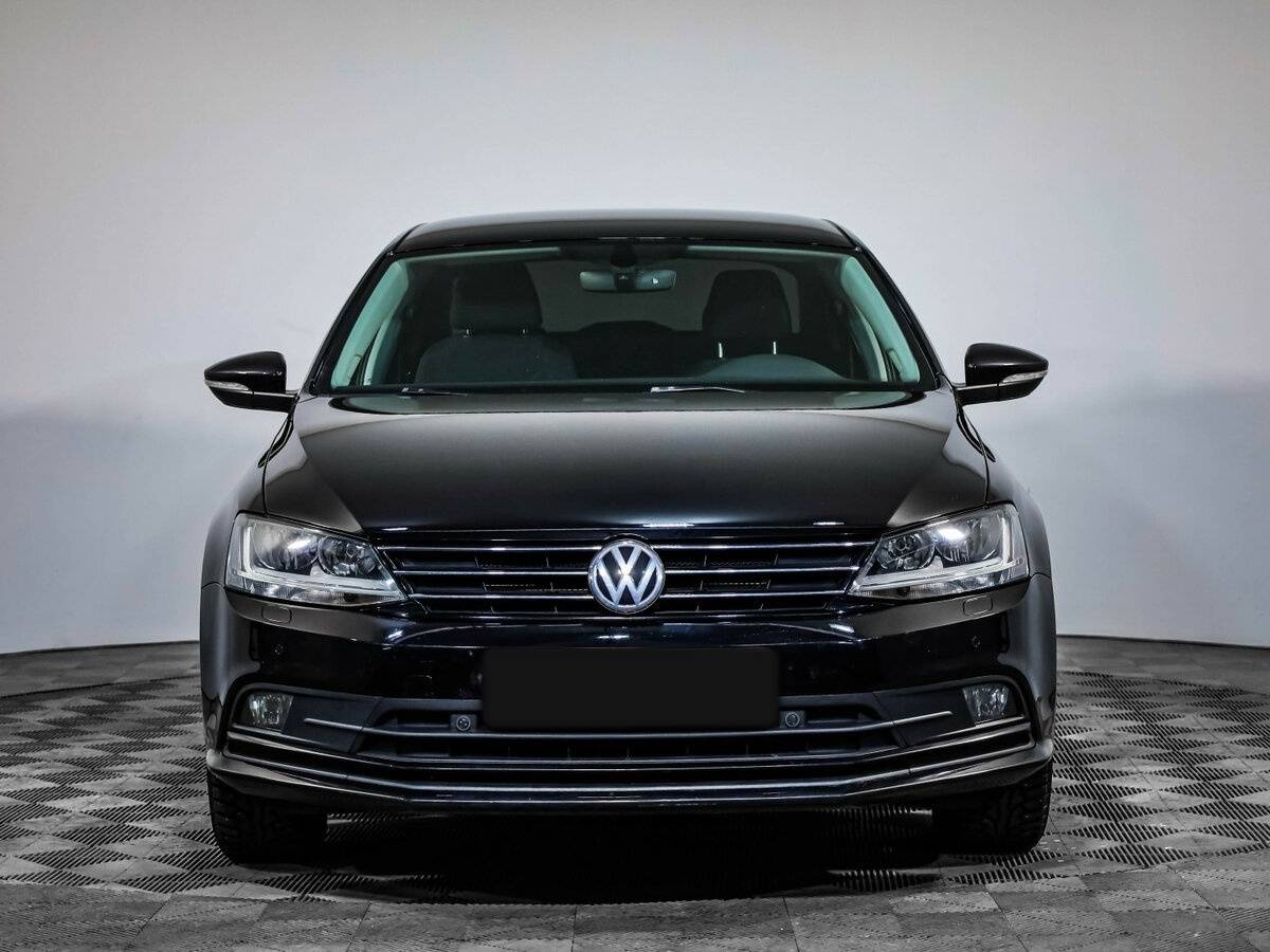 Купить Volkswagen Jetta с пробегом. Фото: #1