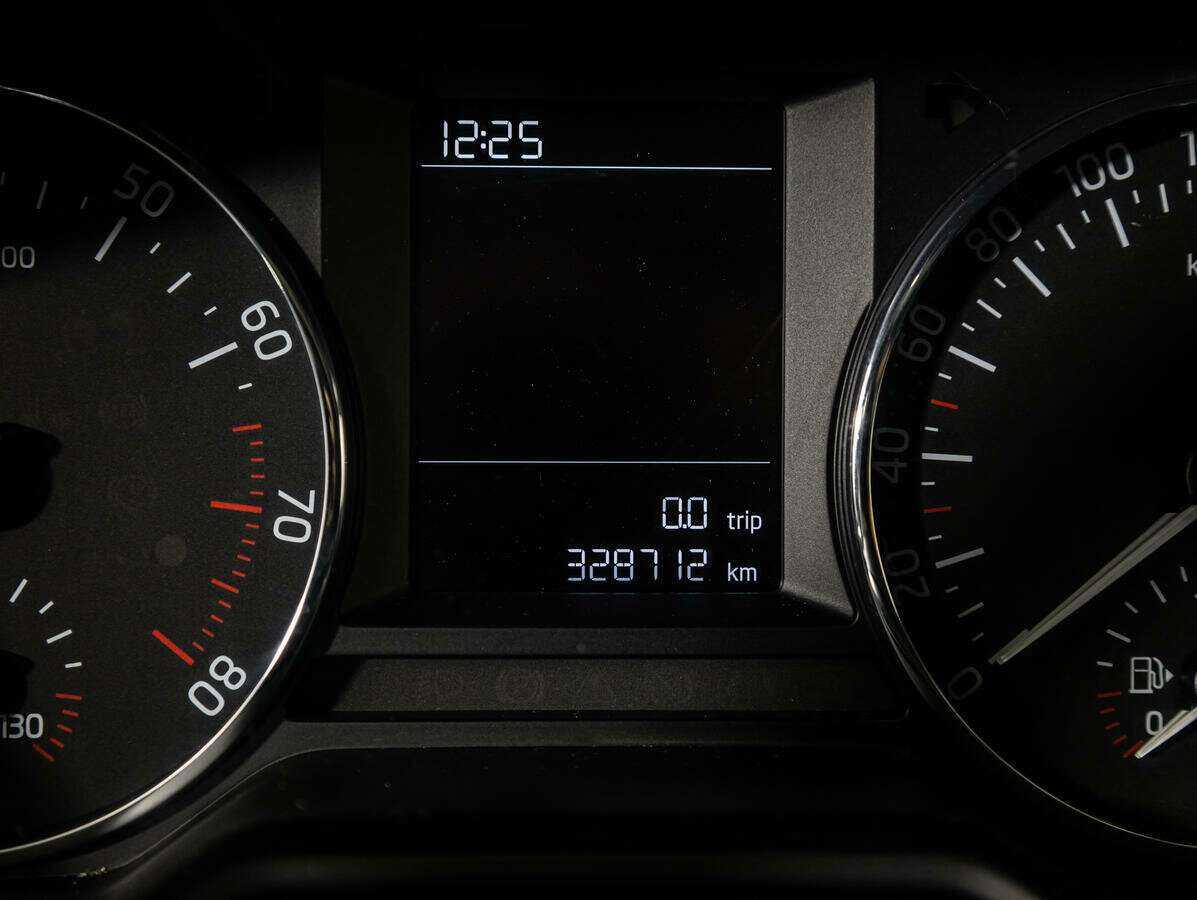 Купить Skoda Octavia с пробегом. Фото: #11