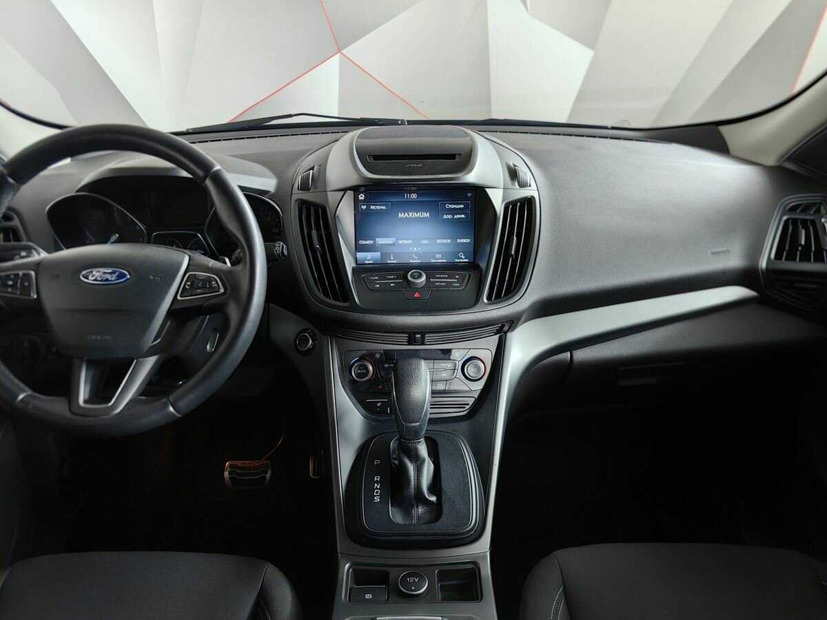 Купить Ford Kuga с пробегом. Фото: #9