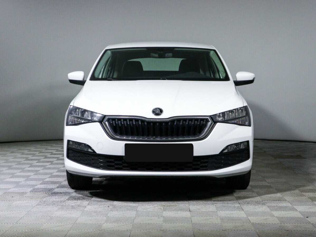 Купить Skoda Rapid с пробегом. Фото: #1
