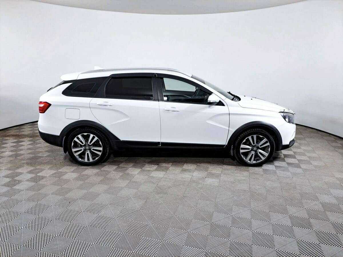 Купить Lada (ВАЗ) Vesta с пробегом. Фото: #3