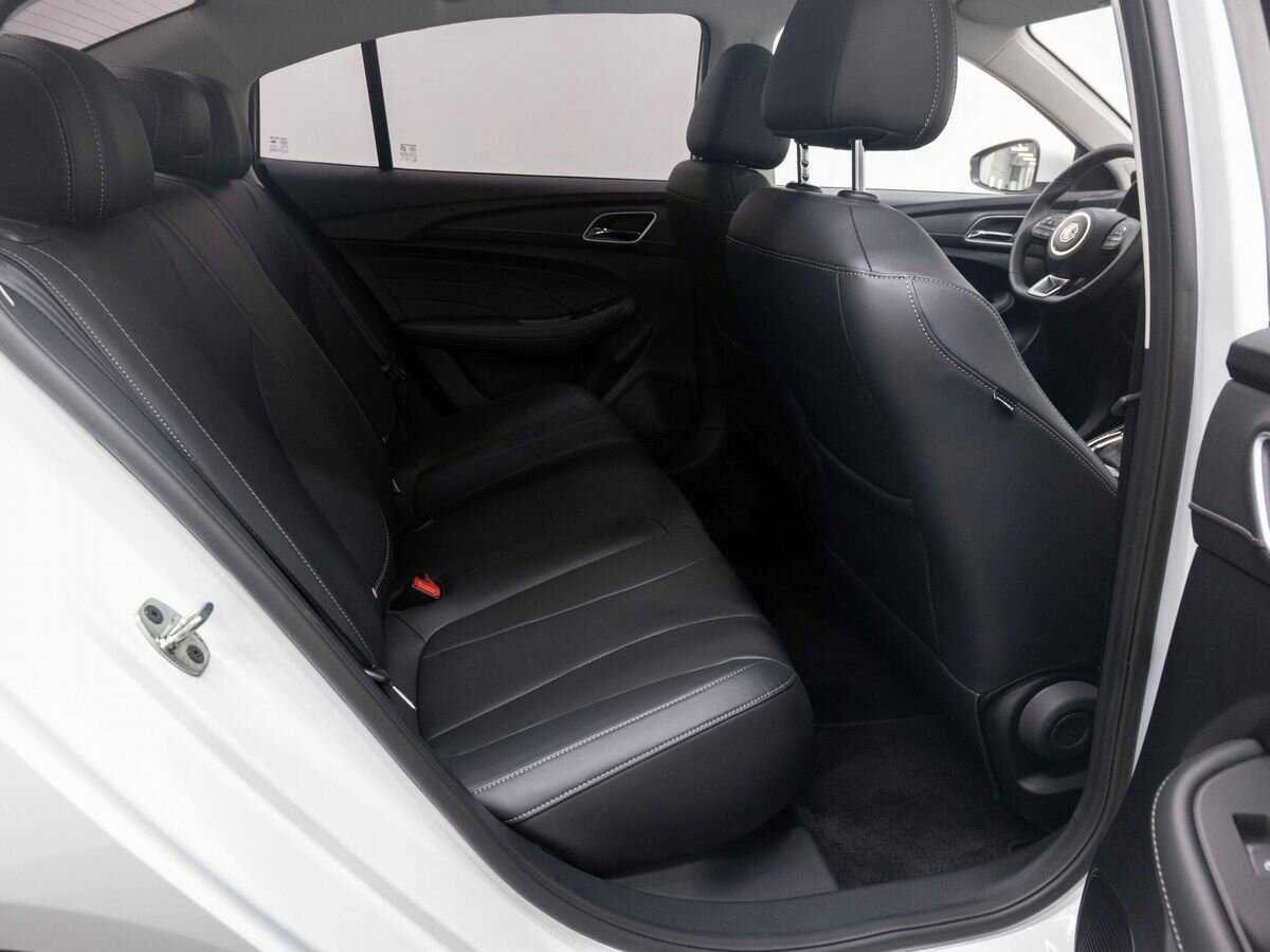 Купить MG 5 с пробегом. Фото: #11