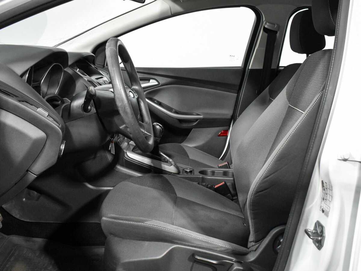 Купить Ford Focus с пробегом. Фото: #10