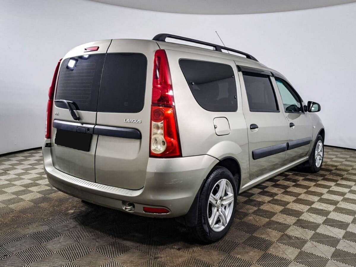 Купить Lada (ВАЗ) Largus с пробегом. Фото: #4