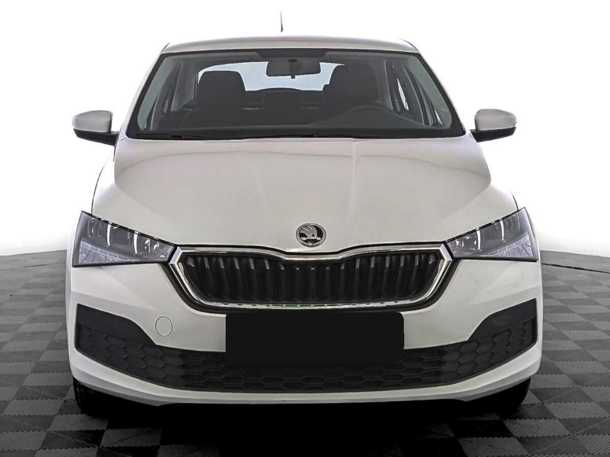 Купить Skoda Rapid с пробегом. Фото: #1