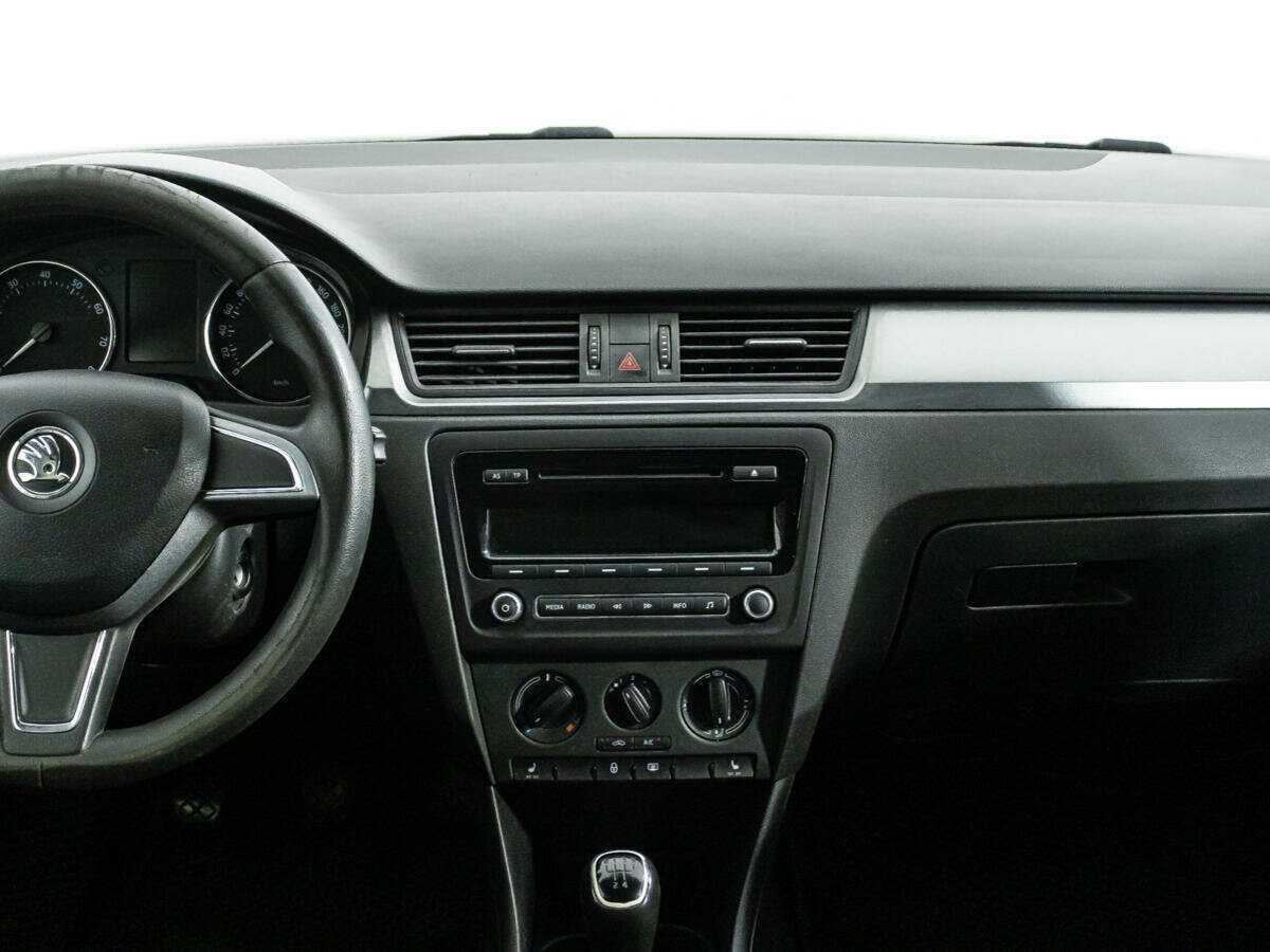 Купить Skoda Rapid с пробегом. Фото: #13