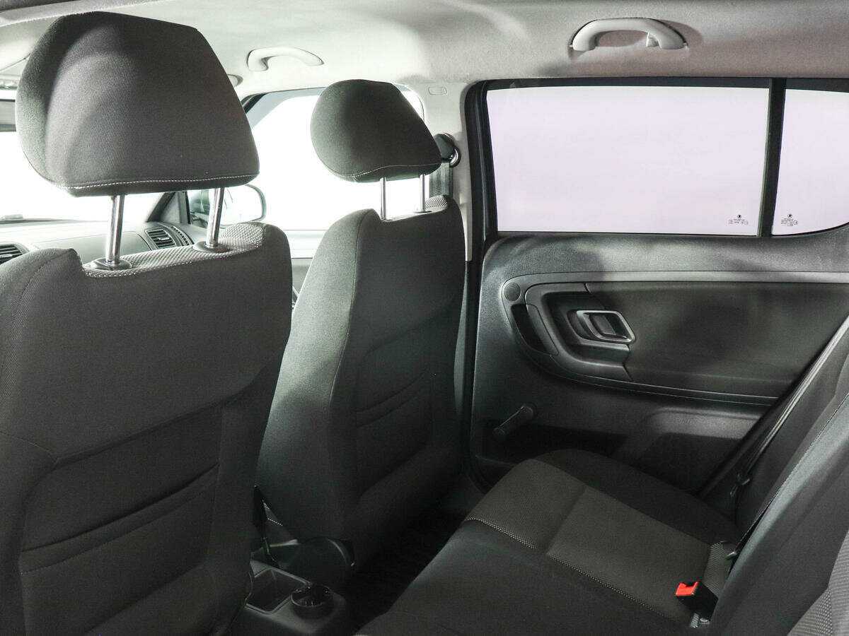 Купить Skoda Fabia с пробегом. Фото: #11