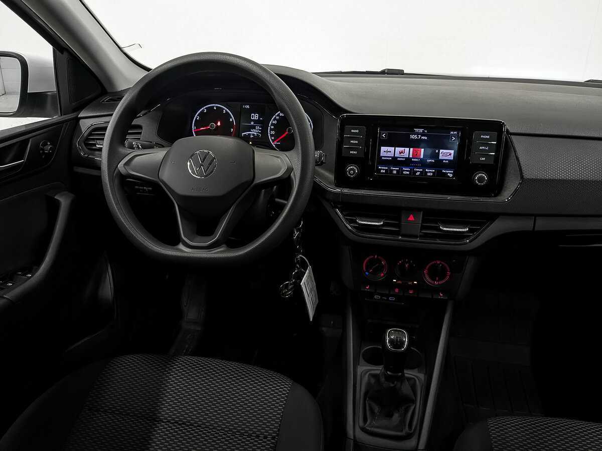 Купить Volkswagen Polo с пробегом. Фото: #25