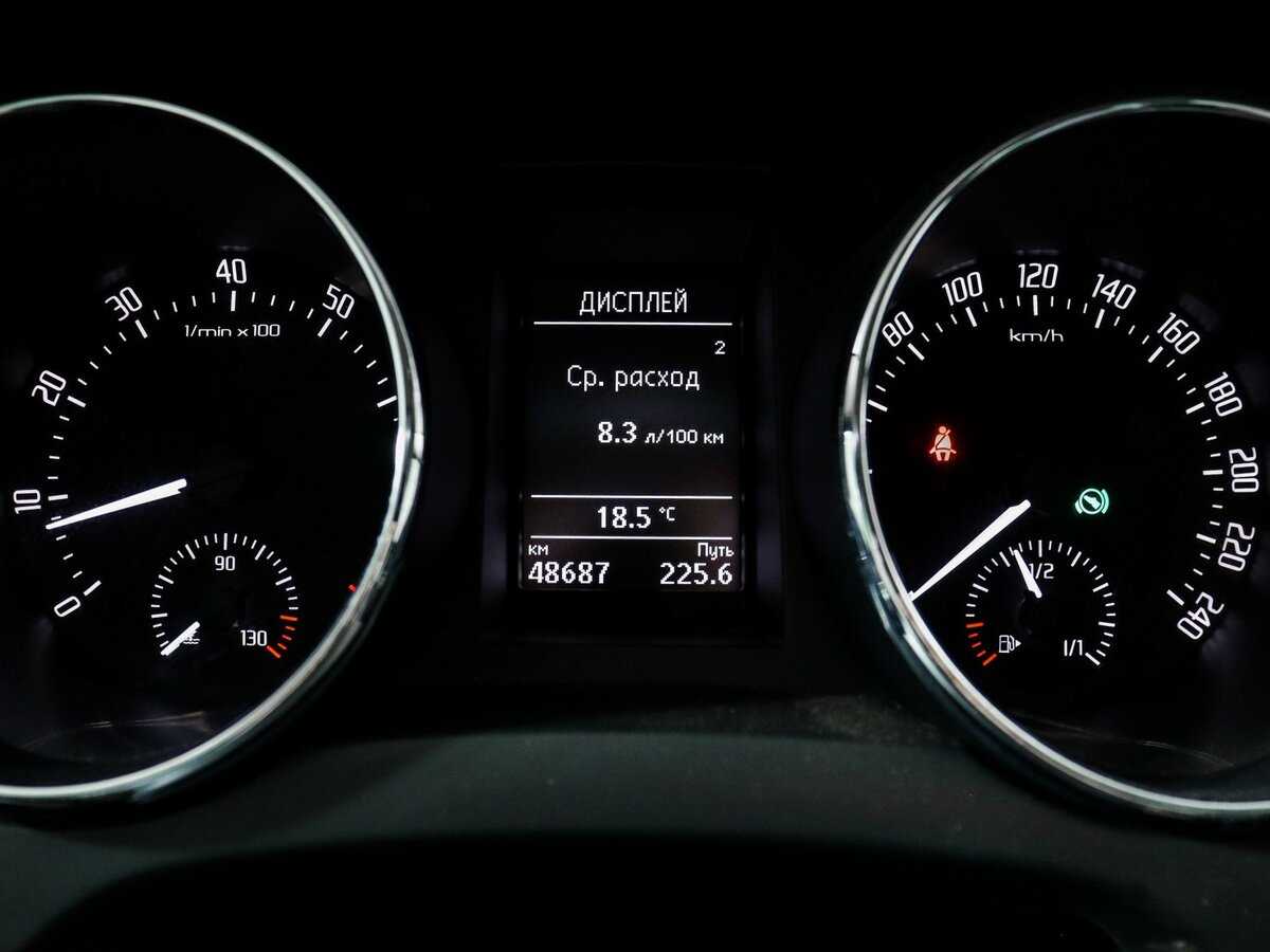 Купить Skoda Yeti с пробегом. Фото: #9