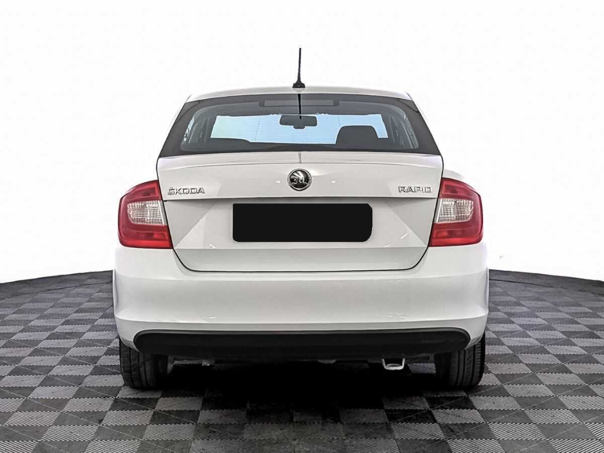 Купить Skoda Rapid с пробегом. Фото: #5