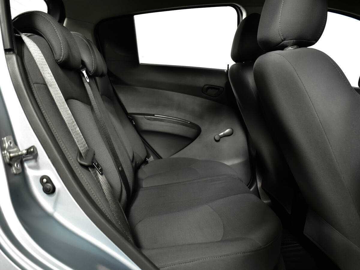 Купить Chevrolet Spark с пробегом. Фото: #9
