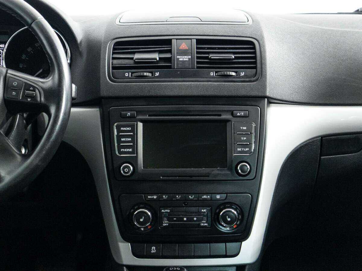 Купить Skoda Yeti с пробегом. Фото: #13