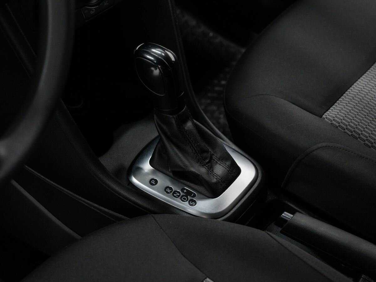 Купить Volkswagen Polo с пробегом. Фото: #17