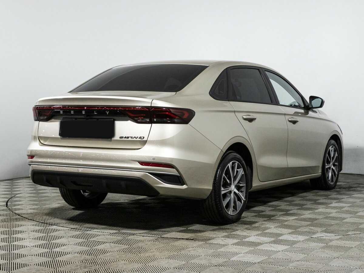 Купить Geely Emgrand с пробегом. Фото: #4