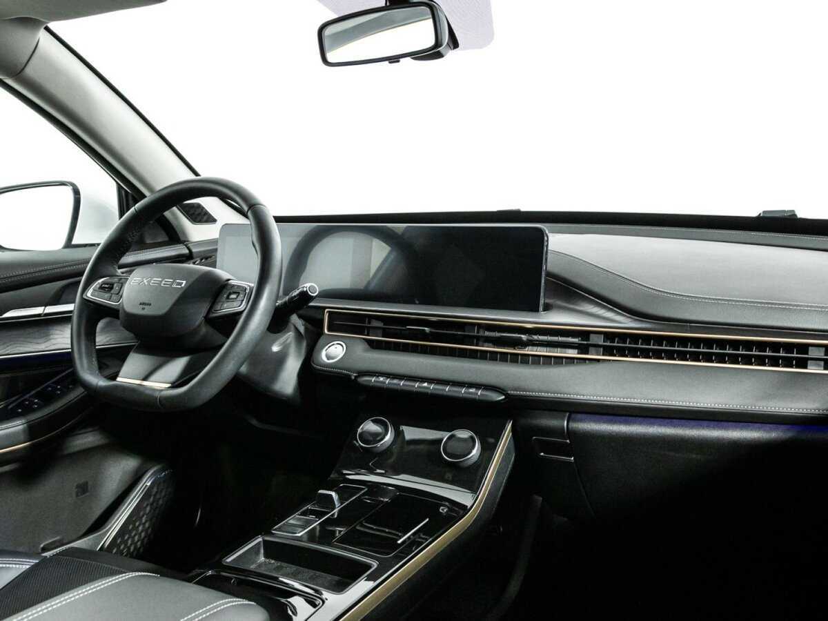 Купить EXEED LX с пробегом. Фото: #8