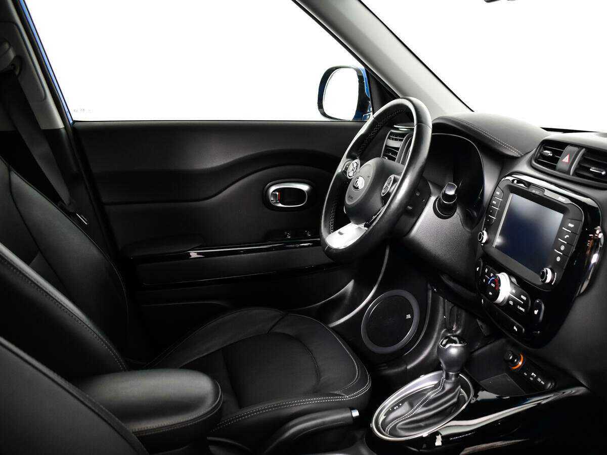 Купить Kia Soul с пробегом. Фото: #6