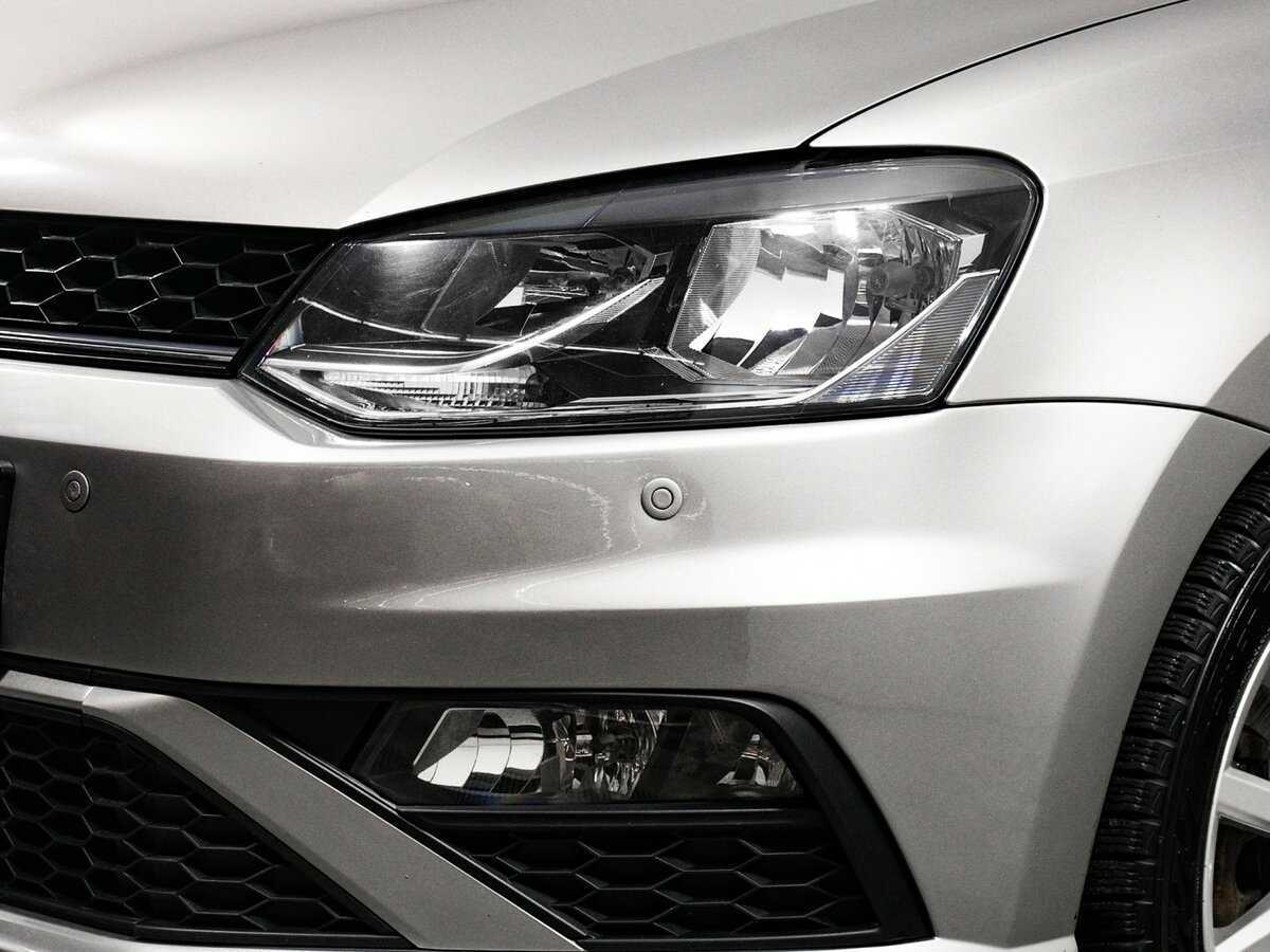 Купить Volkswagen Polo с пробегом. Фото: #13