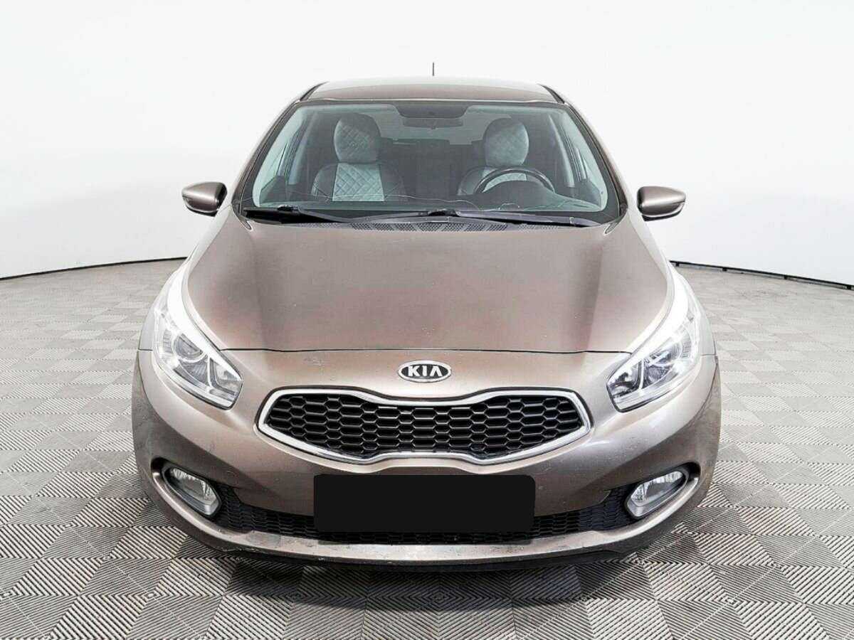 Купить Kia Ceed с пробегом. Фото: #1