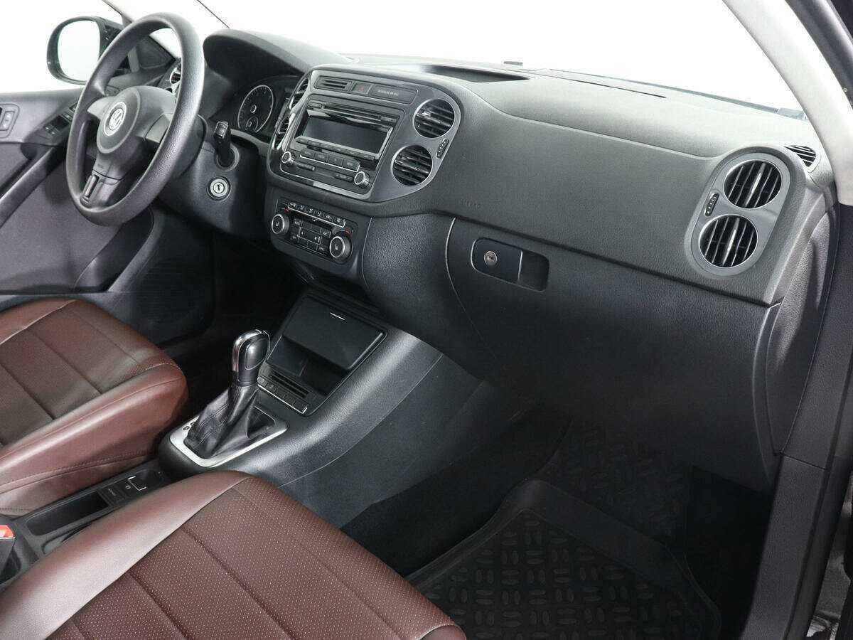 Купить Volkswagen Tiguan с пробегом. Фото: #9