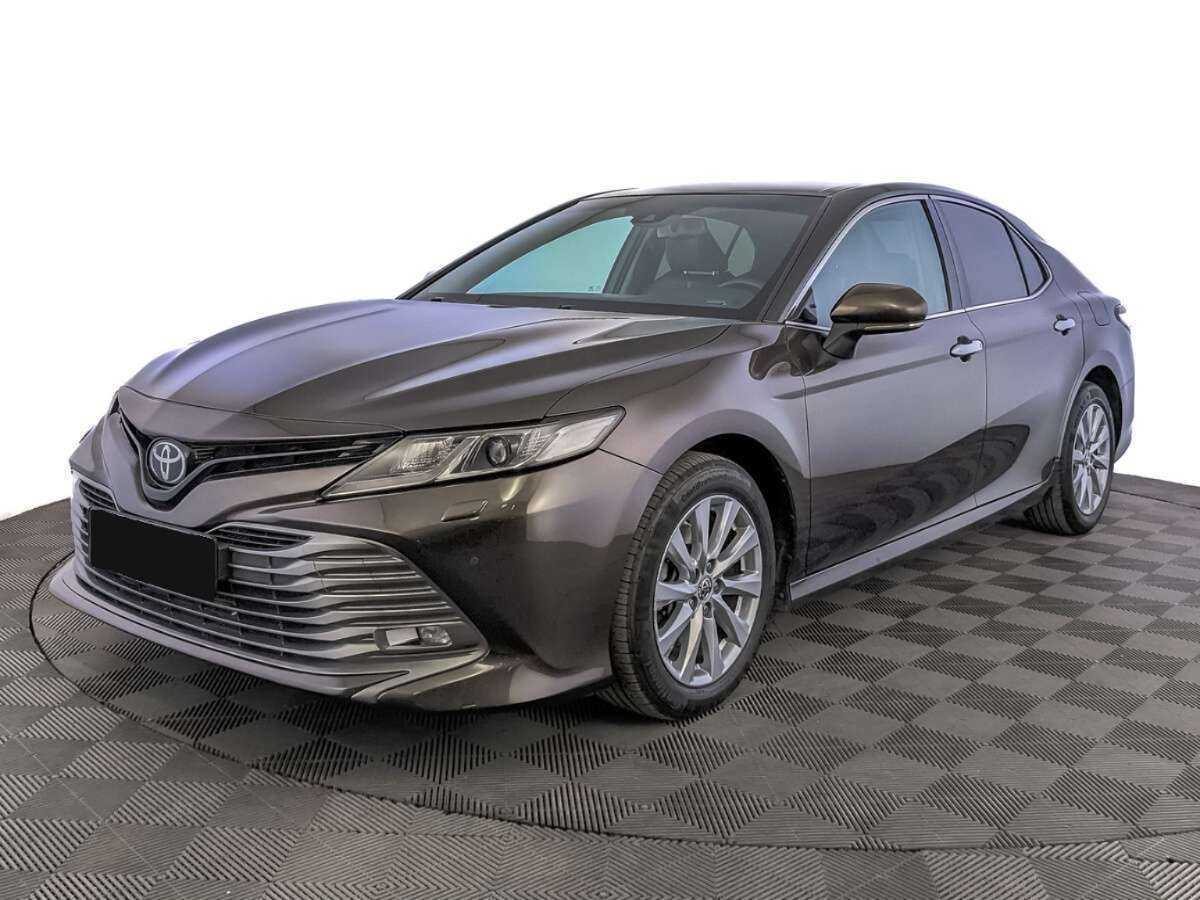 Купить Toyota Camry с пробегом. Посмотреть фото