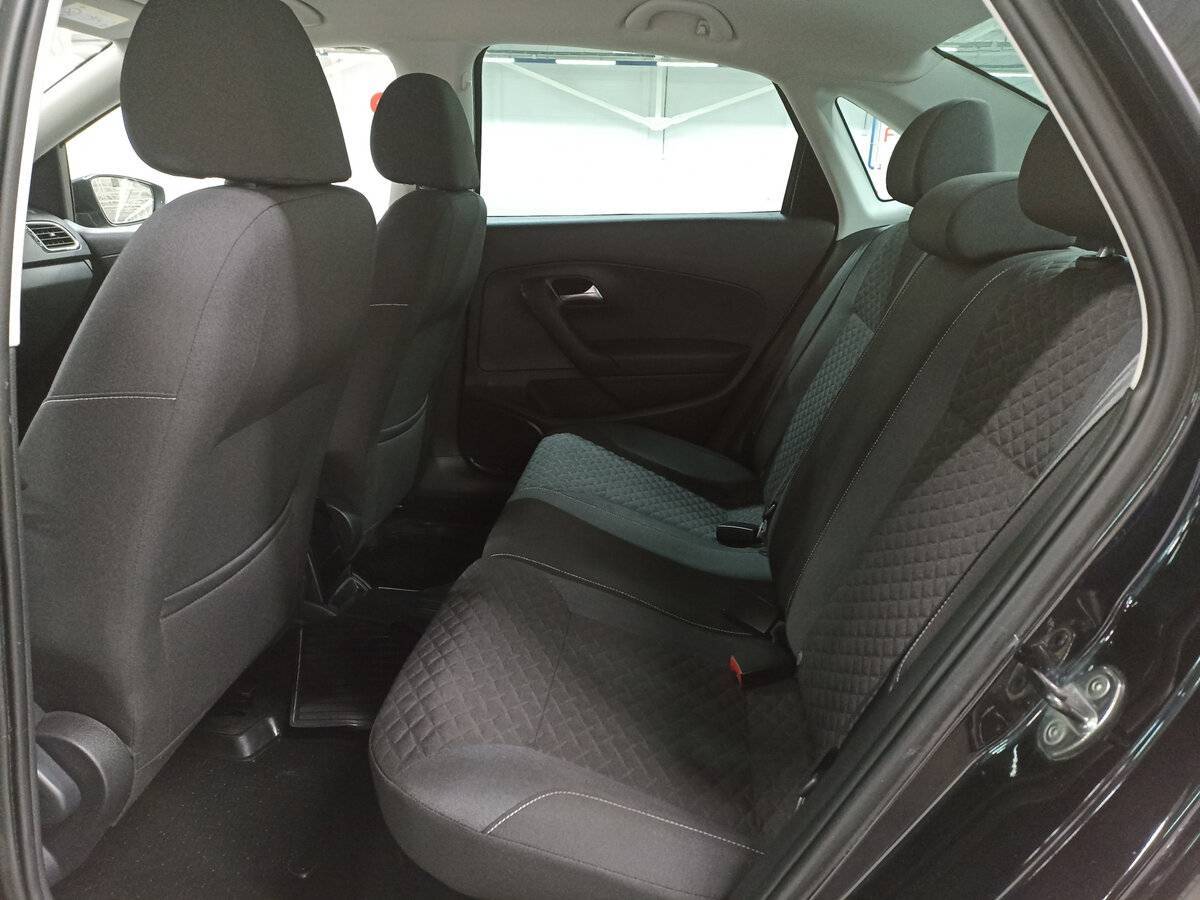 Купить Volkswagen Polo с пробегом. Фото: #11