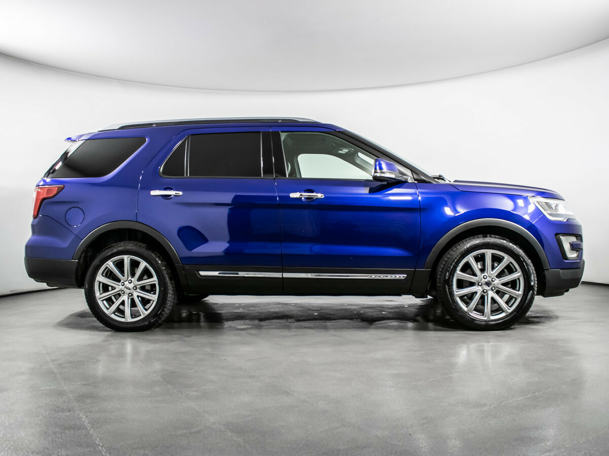 Купить Ford Explorer с пробегом. Фото: #3