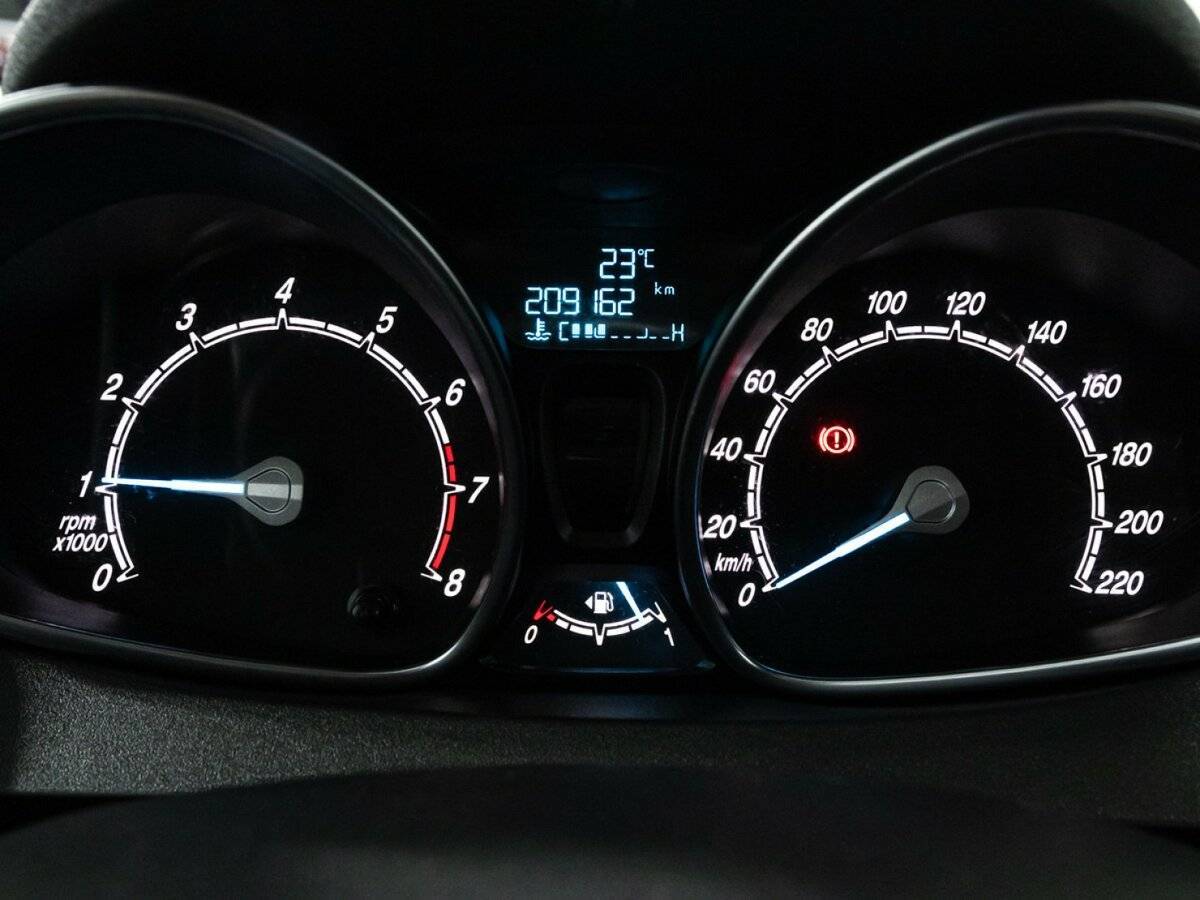 Купить Ford Fiesta с пробегом. Фото: #11