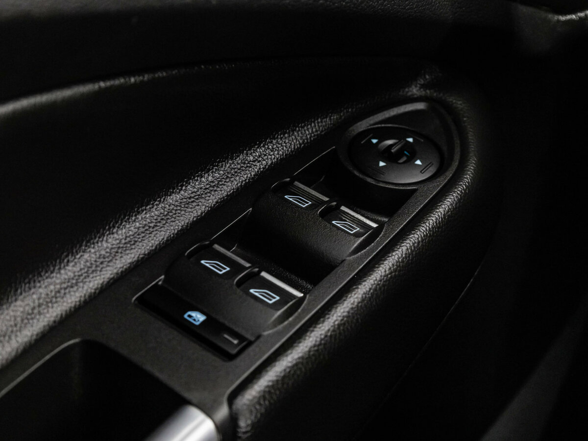 Купить Ford Kuga с пробегом. Фото: #11