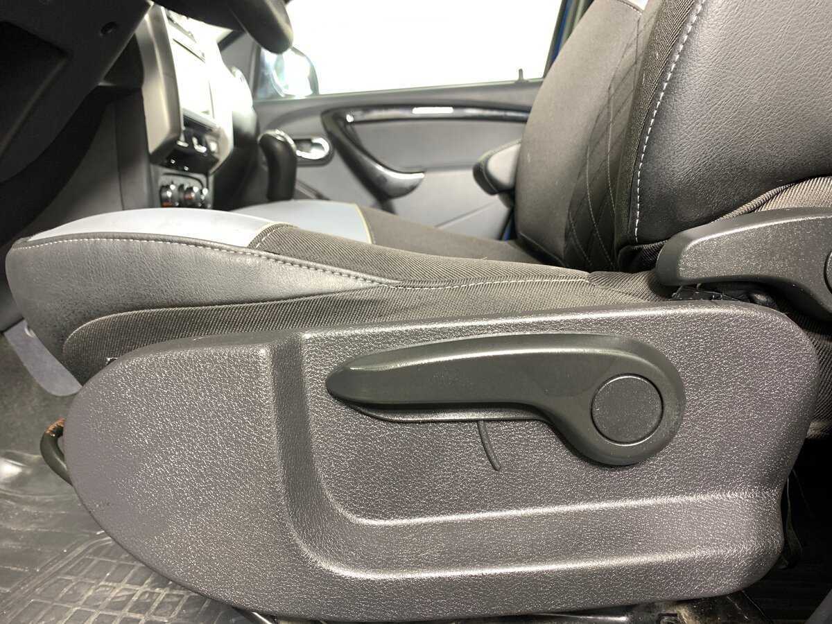 Купить Lada (ВАЗ) Largus с пробегом. Фото: #16