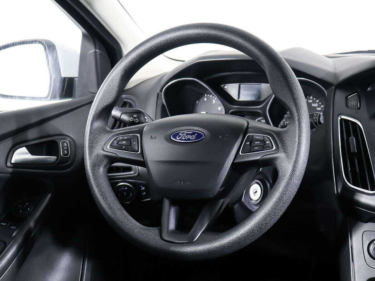 Купить Ford Focus с пробегом. Фото: #12